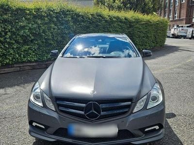 Usata Mercedes E350 231 CV (169 kW) 2010 Argento Coupé