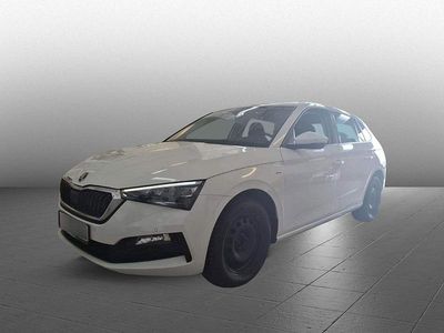 Gebraucht Skoda Scala Drive 110 PS (80 kW) 2021 Weiß Kleinwagen