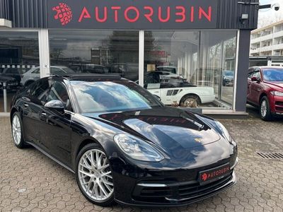 Porsche Panamera 4