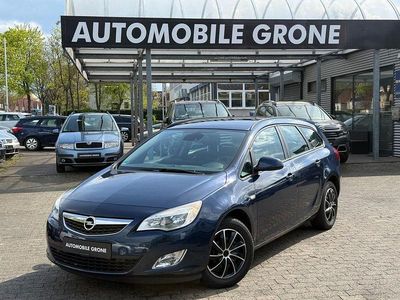 Second-hand Opel Astra Edition 101 CP (74 kW) 2010 Albastru Break