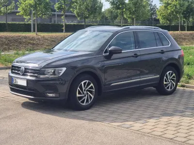 Gebraucht VW Tiguan Sound 150 PS (110 kW) 2018 Grau SUV