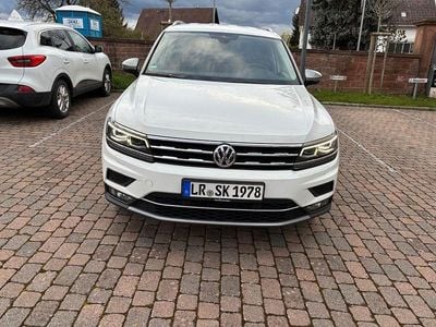 Gebraucht VW Tiguan 190 PS (139 kW) 2019 Schwarz SUV