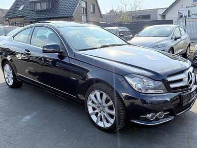 Begagnad Mercedes C250 204 HK (150 kW) 2011 Blå Sportkupé