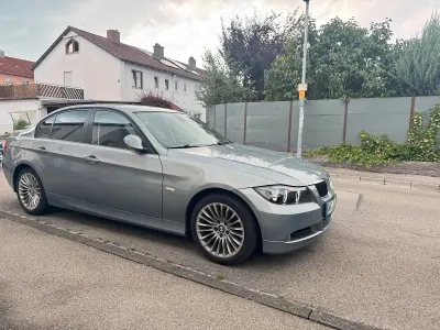 Gebraucht BMW 318 118 PS (86 kW) 2007 Grau Limousine