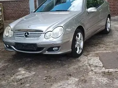Gebraucht Mercedes CL180 143 PS (105 kW) 2006 Grau Coupé