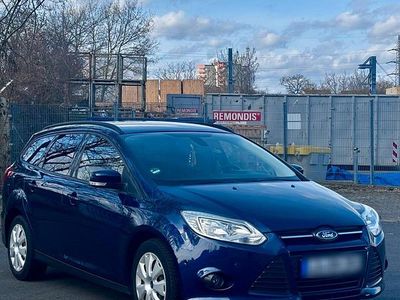 Gebraucht Ford Focus 150 PS (110 kW) 2013 Blau Kombi