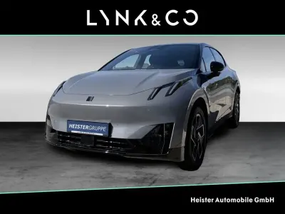 Neu Lynk & Co 02 200 kW (272 PS) 2026 Grau SUV