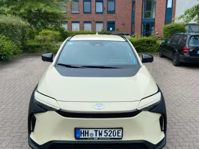 Gebraucht Toyota bZ4X 2025 Grau SUV