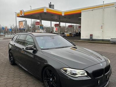 Gebraucht BMW M550 380 PS (279 kW) 2014 Grau Limousine