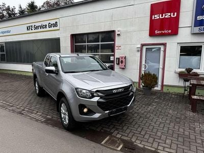 Neu Isuzu D-Max 163 PS (119 kW) 2026 Mercury silver metallic Pickup