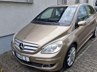 Second-hand Mercedes B170 116 CP (85 kW) 2005 Galben Monovolum
