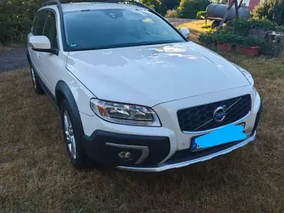 Gebraucht Volvo XC70 Momentum 181 PS (133 kW) 2014 Weiß Kombi