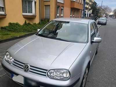 Gebraucht VW Golf IV 74 PS (54 kW) 2000 Grau Kleinwagen