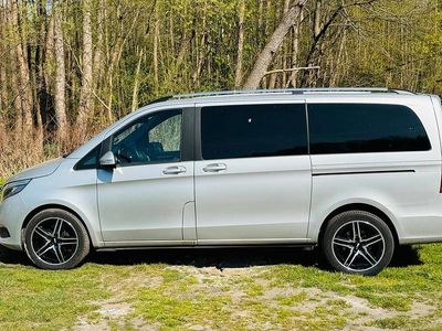 Gebraucht Mercedes V220 163 PS (119 kW) 2014 Silber Van / Kleinbus