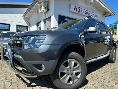 Gebraucht Dacia Duster Prestige 125 PS (91 kW) 2015 Grau "comete" SUV