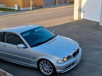 Gebraucht BMW 323 170 PS (125 kW) 1999 Silber Coupé