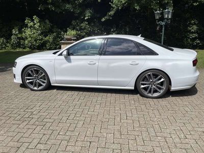 Audi S8 plus