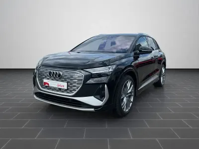 Gebraucht Audi Q4 e-tron Ambiente 219 kW (299 PS) 2022 Mythosschwarz metallic (metallic) SUV