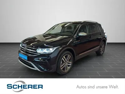 Gebraucht VW Tiguan Allspace IQ Drive 200 PS (147 kW) 2023 Deep black perleffekt (metallic) SUV