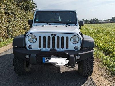 Gebraucht Jeep Wrangler Rubicon 200 PS (147 kW) 2013 Weiß SUV