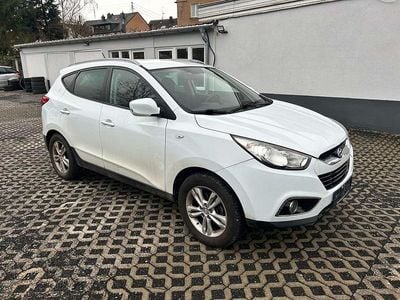Gebraucht Hyundai ix35 Comfort 163 PS (119 kW) 2010 Cassa white / sol SUV