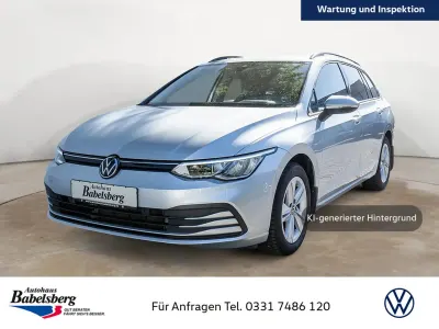 Gebraucht VW Golf VIII Life 150 PS (110 kW) 2023 Silber Kombi