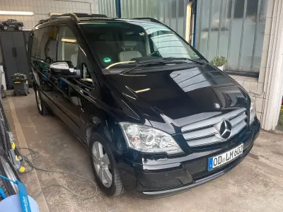 Gebraucht Mercedes Viano Edition 224 PS (164 kW) 2014 Schwarz Van / Kleinbus