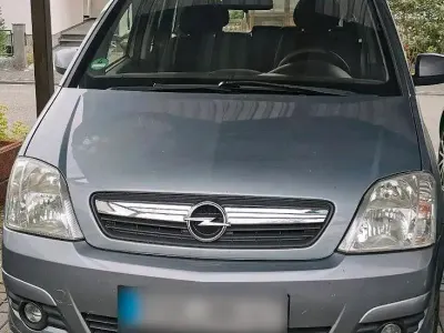 Gebraucht Opel Meriva 105 PS (77 kW) 2008 Silber Van / Kleinbus