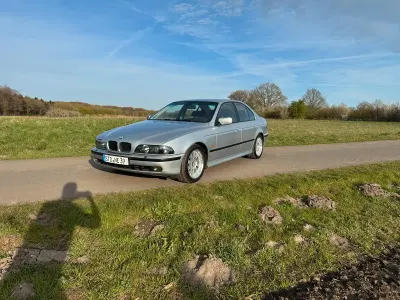 Second-hand BMW 520 150 CP (110 kW) 1996 Argintiu Berlinǎ
