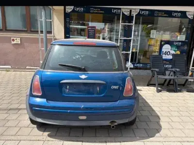 Usata Mini ONE 90 CV (66 kW) 2001 Blu Utilitaria