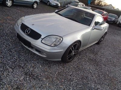 Gebraucht Mercedes SLK320 218 PS (160 kW) 2001 Silber Cabrio