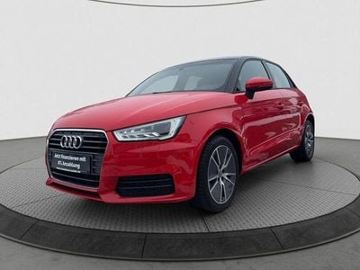 Gebraucht Audi A1 Basis 95 PS (69 kW) 2018 Rot Limousine