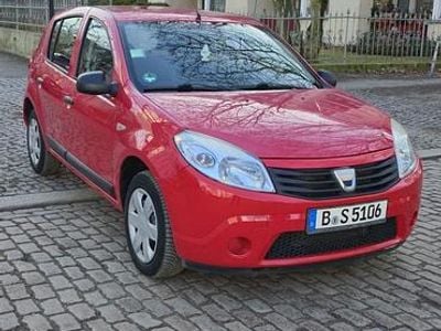 Gebraucht Dacia Sandero 75 PS (55 kW) 2009 Rot Kleinwagen