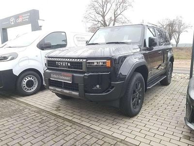 Tiefschwarz mica metallic Neu 2025 Toyota Land Cruiser Executive SUV | 82.350 € (Guter Preis)