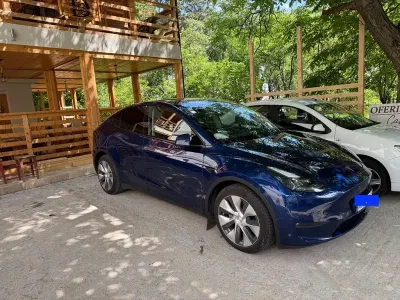 Gebraucht Tesla Model Y Long Range AWD 274 kW (373 PS) 2022 Blau SUV