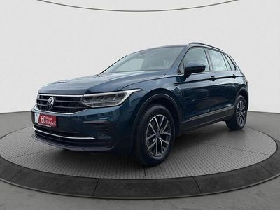 Gebraucht VW Tiguan Life 150 PS (110 kW) 2022 Blau SUV