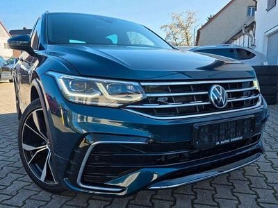 Usata VW Tiguan R-line 150 CV (110 kW) 2021 Blu SUV