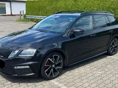 Gebraucht Skoda Octavia RS 184 PS (135 kW) 2020 Schwarz Kombi