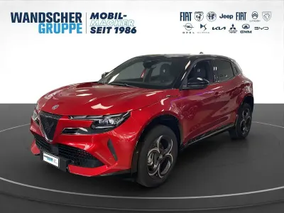 Neu Alfa Romeo Junior Edizione Speciale 114 kW (156 PS) 2026 Rosso brera, spezial  dach sc SUV