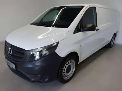 Gebraucht Mercedes Vito 163 PS (119 kW) 2021 Arktikweiss Van