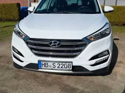Gebraucht Hyundai Tucson Advantage 177 PS (130 kW) 2016 Weiß SUV