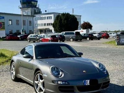 Porsche 911 Carrera