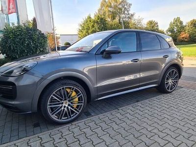 gebraucht Porsche Cayenne Turbo - neue Approved Garantie