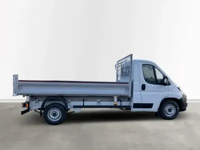 Neu Opel Movano 179 PS (131 kW) 2026 Cassablanca weiß Van