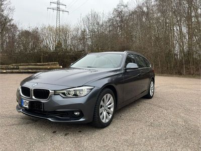 gebraucht BMW 330 d Touring Advantage Automatic Advantage