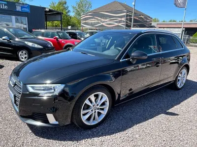 Używany Audi A3 Sport 150 KM (110 kW) 2018 Czarny Sedan/Limuzyna