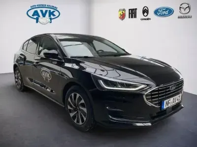 Gebraucht Ford Focus Titanium 155 PS (114 kW) 2026 Schwarz Limousine
