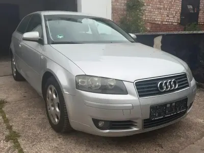 Gebraucht Audi A3 115 PS (84 kW) 2003 Silber Kleinwagen
