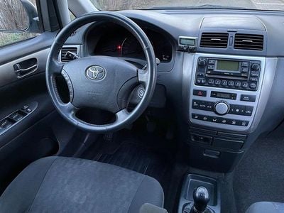 Gebraucht Toyota Avensis Verso 150 PS (110 kW) 2005 Blau Van / Kleinbus