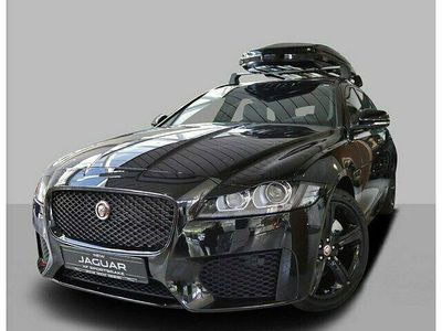 Gebraucht Jaguar XF Chequered Flag 179 PS (131 kW) 2019 Schwarz Limousine